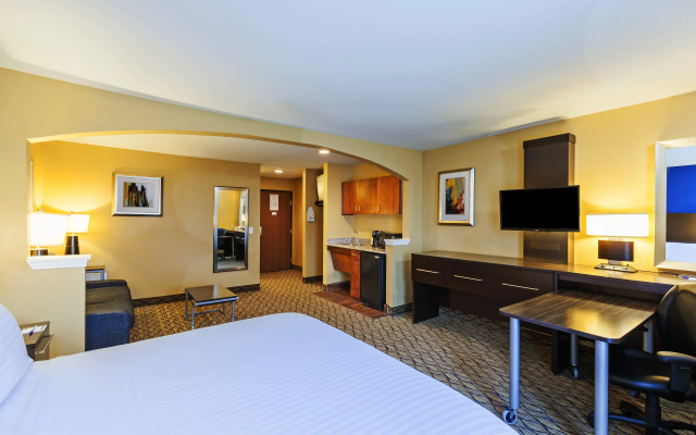 photo 4 of Best Western Premier Houston Downtown/Convention Center Hotel