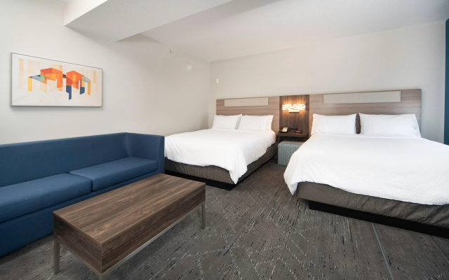 photo 5 of HOLIDAY INN EXPRESS & SUITES INDIANAPOLIS - EAST by IHG