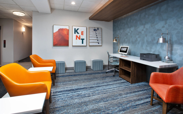 photo 2 of Holiday Inn Express & Suites Kent - University Area by IHG