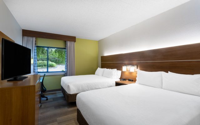 photo 3 of Holiday Inn Express Hotel & Suites Philadelphia – King of Prussia by IHG