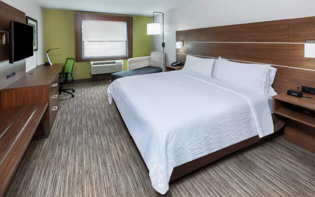 photo 4 of Holiday Inn Express Hotel & Suites Lafayette South by IHG