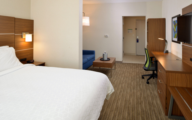 photo 5 of Holiday Inn Express Hotel & Suites Lodi by IHG