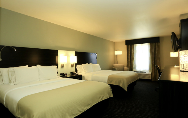 photo 2 of Holiday Inn Express Hotel & Suites Marion Northeast by IHG