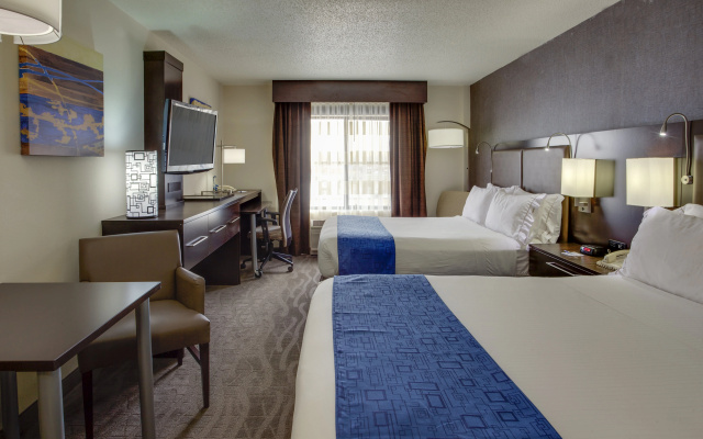 photo 3 of Holiday Inn Express Hotel & Suites Meadowlands Area by IHG