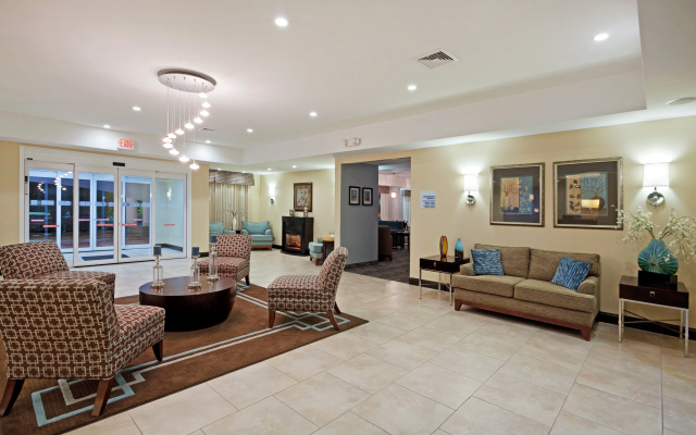 photo 2 of Holiday Inn Express & Suites Meriden by IHG