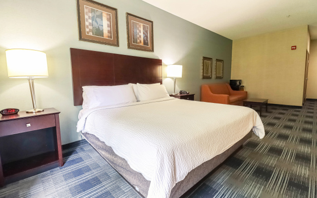 photo 4 of Holiday Inn Express & Suites Meriden by IHG