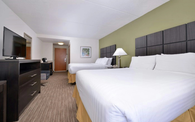 photo 4 of Holiday Inn Express Hotel & Suites Mooresville - Lake Norman by IHG