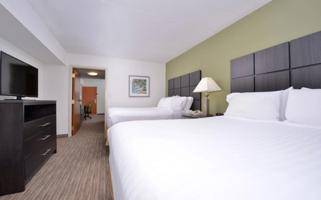 photo 5 of Holiday Inn Express Hotel & Suites Mooresville - Lake Norman by IHG