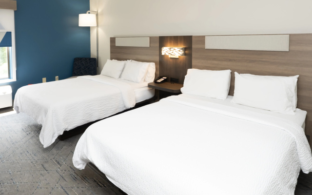photo 4 of Holiday Inn Express Hotel & Suites Mt. Holly by IHG