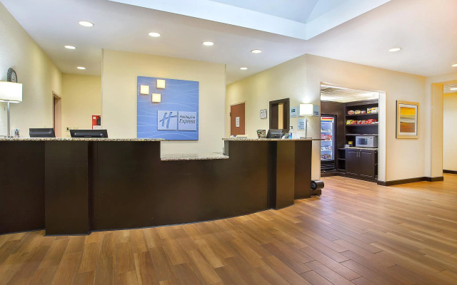 photo 2 of Holiday Inn Express Hotel & Suites Murphy by IHG