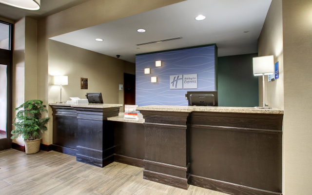 photo 2 of Holiday Inn Express Hotel & Suites Natchez South by IHG
