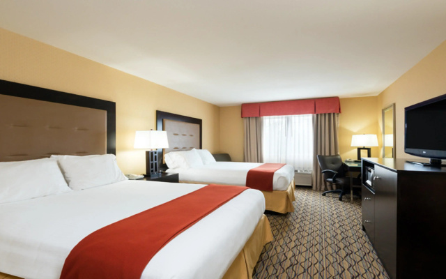 photo 5 of Holiday Inn Express Hotel & Suites North Seattle - Shoreline