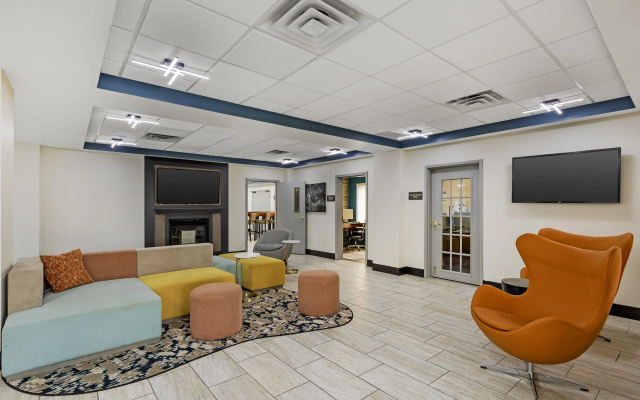 photo 2 of Best Western Plus Omaha Airport Inn