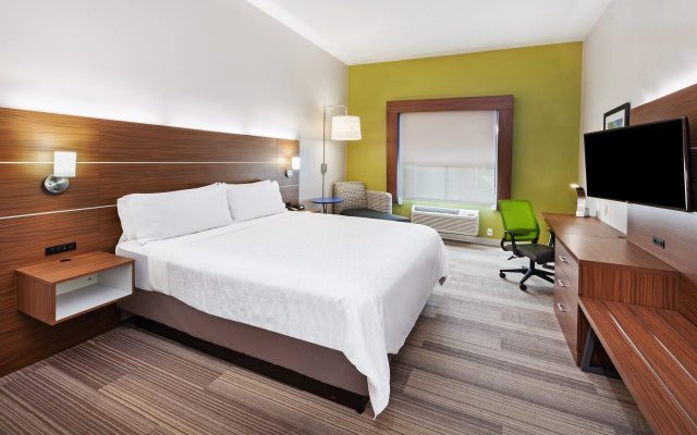 photo 3 of Holiday Inn Express Hotel & Suites Orange by IHG