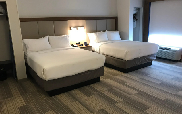 photo 3 of Holiday Inn Express Hotel & Suites Orlando South-Davenport by IHG