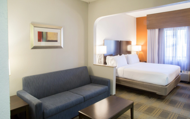 photo 5 of Holiday Inn Express Hotel & Suites Oxford by IHG