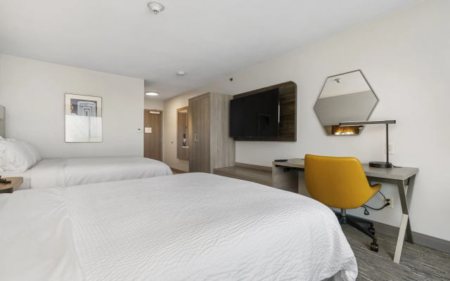 photo 3 of Holiday Inn Express Hotel & Suites Peru - Lasalle Area by IHG