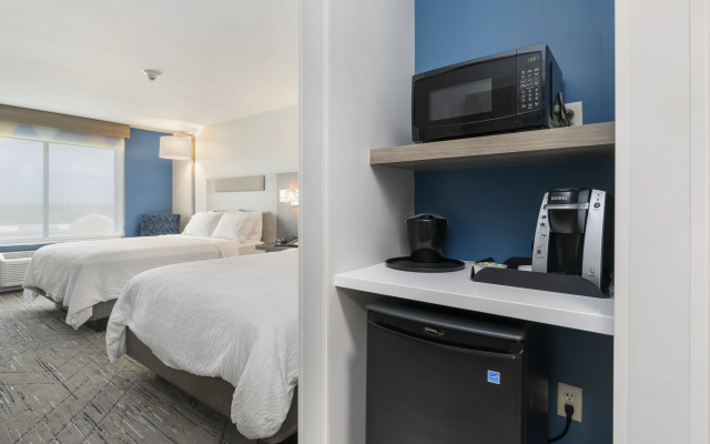 photo 5 of Holiday Inn Express Hotel & Suites Peru - Lasalle Area by IHG