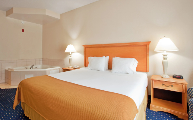 photo 4 of Holiday Inn Express Hotel & Suites Richmond North Ashland by IHG
