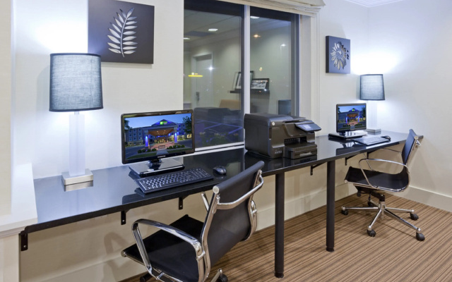 photo 4 of Holiday Inn Express Hotel & Suites Rogers by IHG