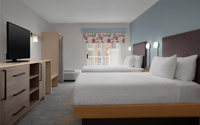 photo 5 of Home2 Suites by Hilton Scottsdale Old Town
