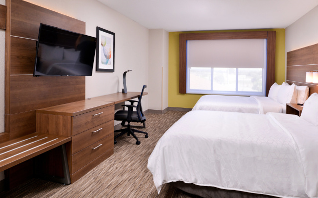 photo 5 of Holiday Inn Express & Suites Selma by IHG