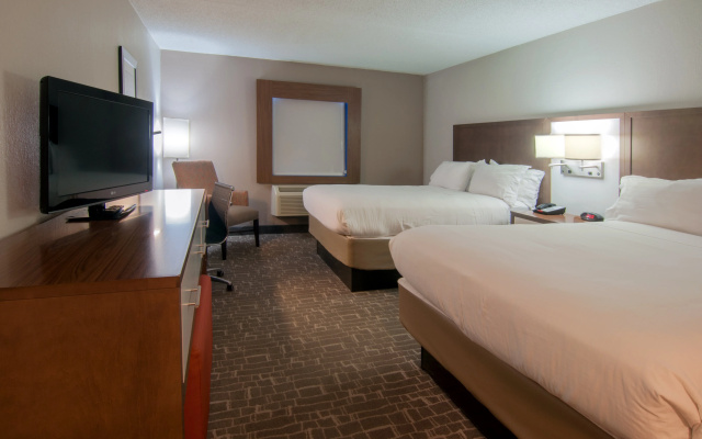 photo 2 of Holiday Inn Express Hotel & Suites Spence Lane by IHG