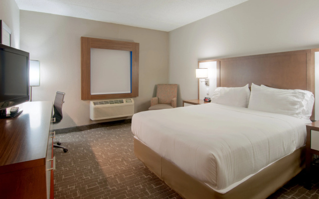 photo 5 of Holiday Inn Express Hotel & Suites Spence Lane by IHG
