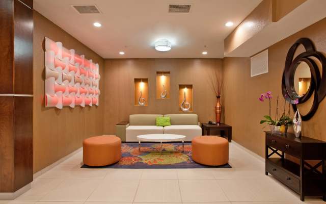 photo 2 of Holiday Inn Express & Suites St Louis Airport by IHG