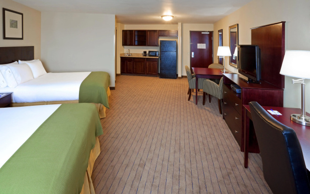 photo 3 of Holiday Inn Express Hotel & Suites Syracuse North - Cicero by IHG