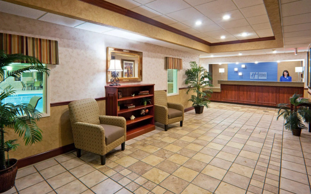 photo 2 of Holiday Inn Express & Suites Troy by IHG