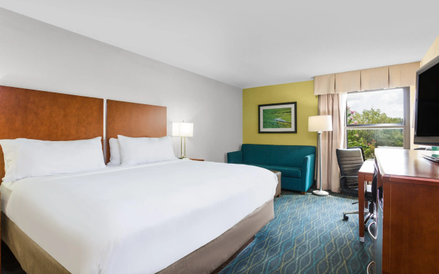 photo 4 of Holiday Inn Express Hotel & Suites Wilmington-University Ctr by IHG