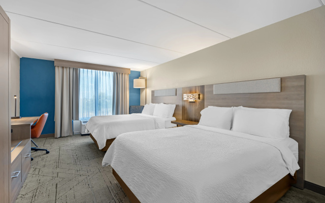 photo 4 of Holiday Inn Express Hotel and Suites Arcadia by IHG