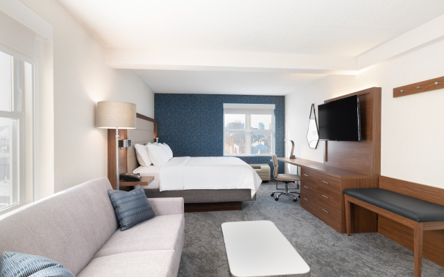 photo 5 of Holiday Inn Express & Suites Boston - Cambridge by IHG
