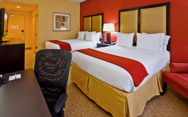 photo 3 of Holiday Inn Express Hotel and Suites Nashville-Opryland by IHG