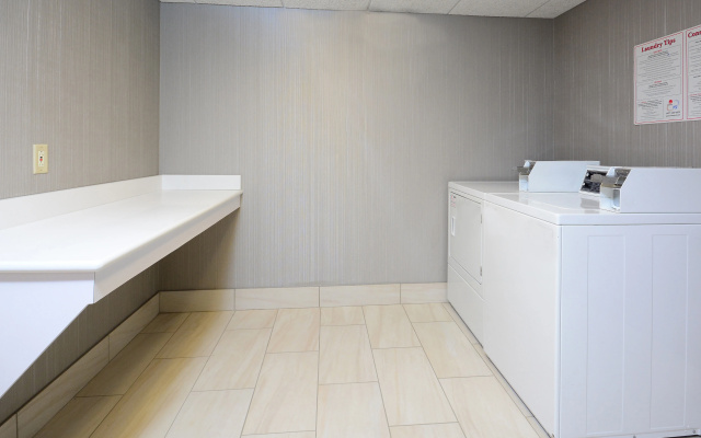 photo 4 of Holiday Inn Express & Suites Raleigh Durham Airport at RTP by IHG