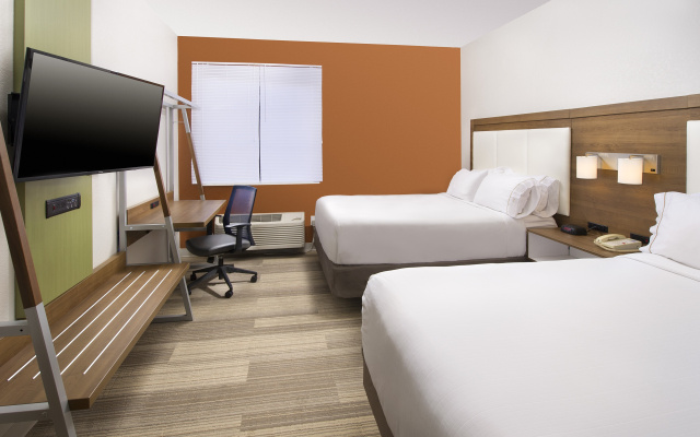 photo 4 of Holiday Inn Express & Suites San Antonio-Dtwn Market Area by IHG