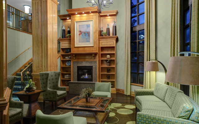 photo 2 of Holiday Inn Express & Suites Atlanta Buckhead by IHG