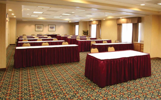 photo 3 of Holiday Inn Express Hotel & Suites Bluffton @ Hilt