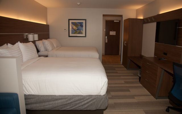 photo 5 of Holiday Inn Express & Suites Decatur by IHG