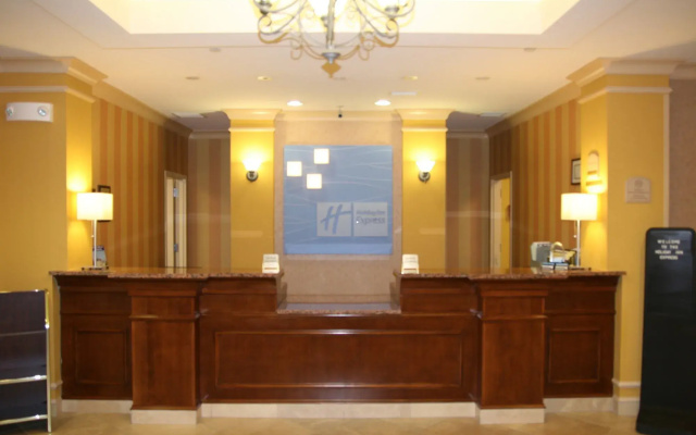 photo 2 of Holiday Inn Express Hotel & Suites Florence I-95 & I-20 Civic Ctr