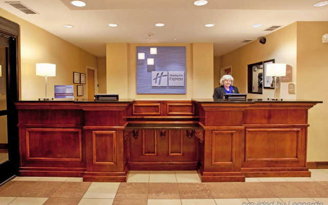 photo 2 of Holiday Inn Express Hotel & Suites Hardeeville - Hilton Head