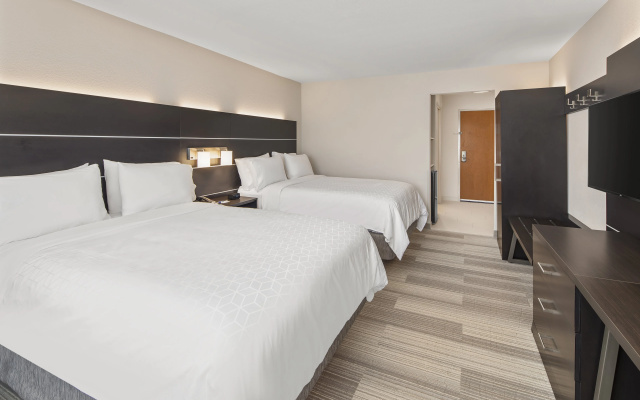 photo 3 of Holiday Inn Express Hotel & Suites Hardeeville - Hilton Head