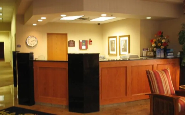 photo 2 of Holiday Inn Express Hotel & Suites Omaha-Southwest