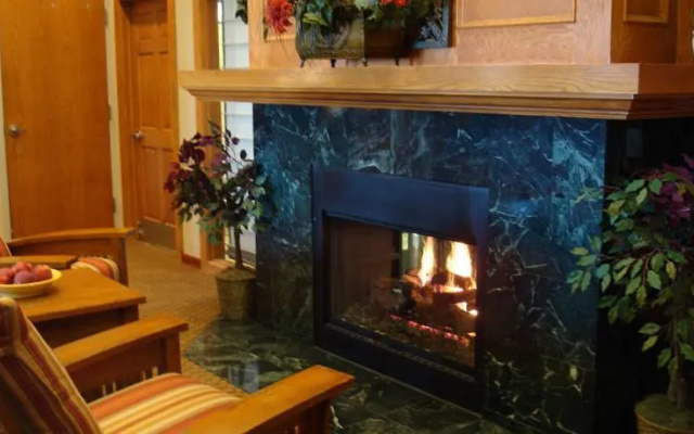 photo 4 of Holiday Inn Express Hotel & Suites Omaha-Southwest