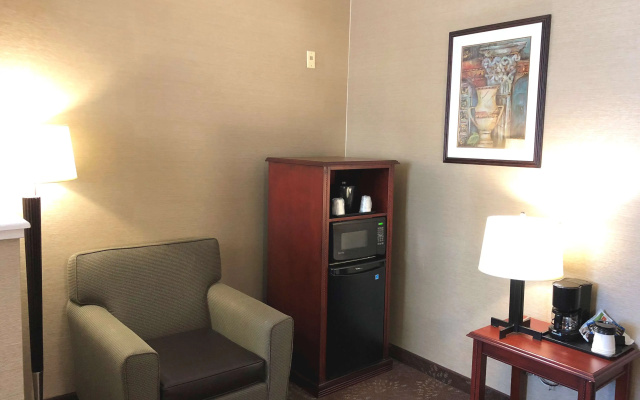 photo 4 of Country Inn & Suites by Radisson, San Jose International Airport, CA