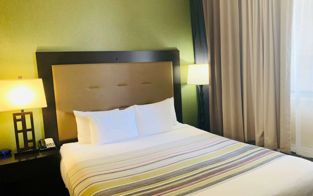 photo 5 of Country Inn & Suites by Radisson, San Jose International Airport, CA