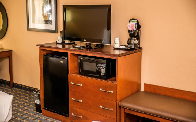 photo 3 of Holiday Inn Express Hotels & Suites Cocoa Beach, an IHG Hotel