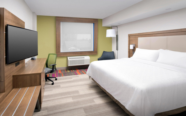 photo 3 of Holiday Inn Express Jacksonville Beach by IHG
