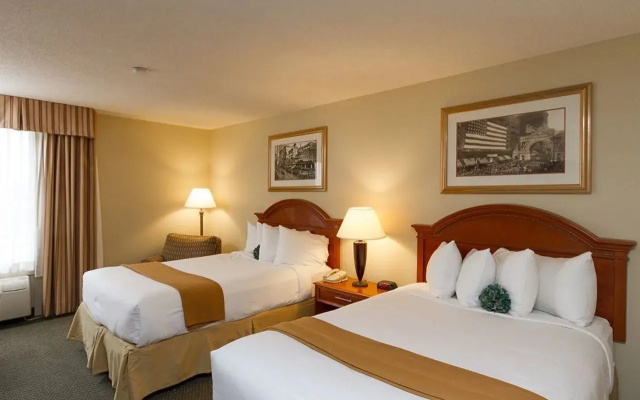 photo 3 of Holiday Inn Express Kansas Cit